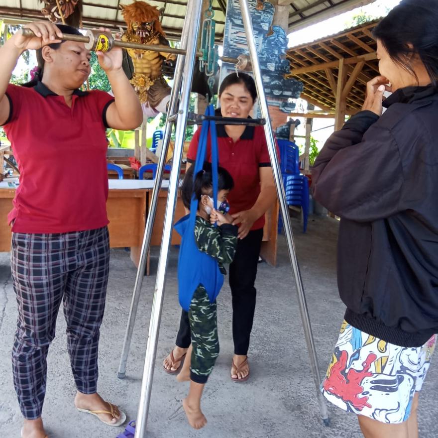 Kegiatan Penyelenggaraan Posyandu Br.Dinas Pembungan,Br.Dinas Pasekan dan Br. Dinas Sama Griya